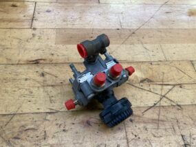 Scania relay valve - Scania 1425183