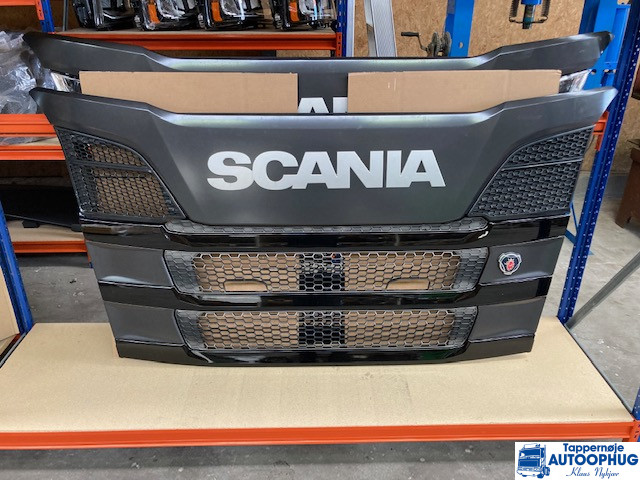 Scania R Front grille panel oppe P/N: scania 2894750